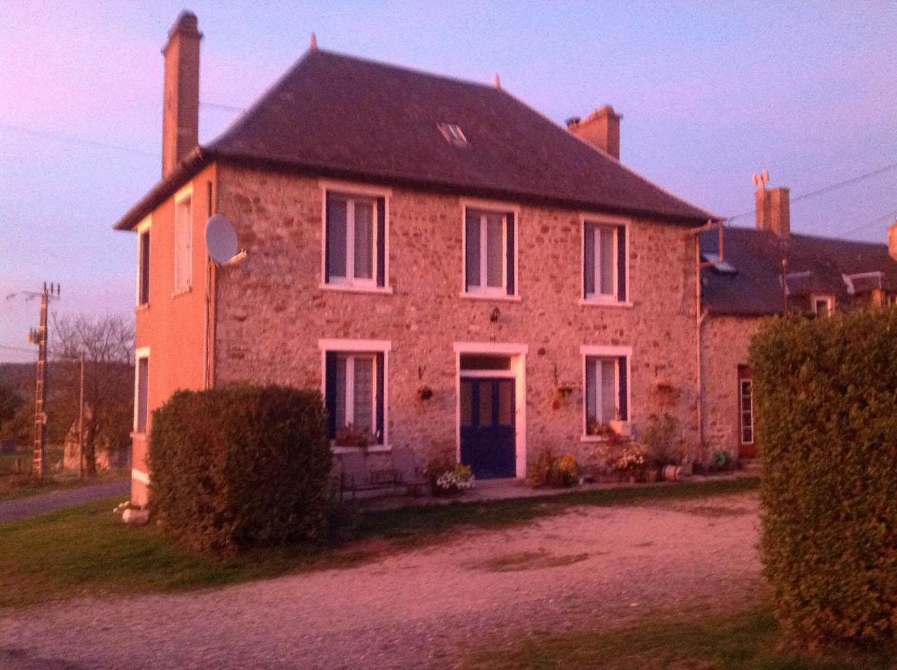 Les Hautes Loignieres Pre-en-Pail-Saint-Samson Bagian luar foto
