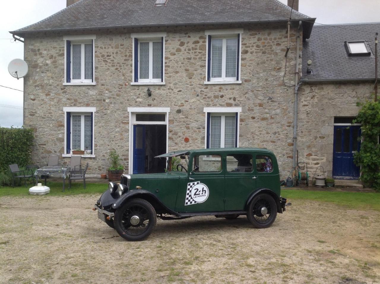 Les Hautes Loignieres Hotel Pre-en-Pail-Saint-Samson Bagian luar foto